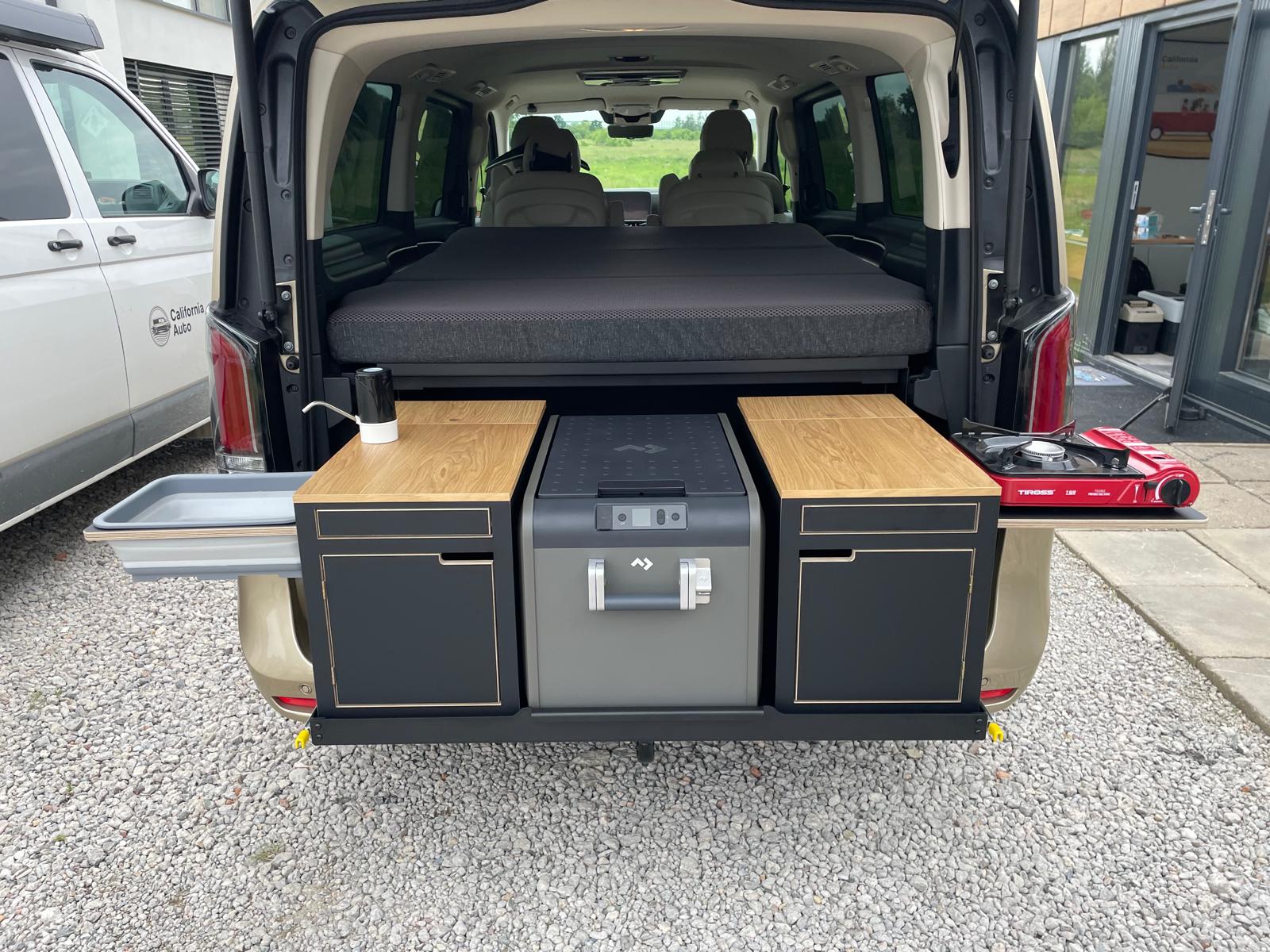 Przenośna lodówka kompresorowa 10,5 l do VW California, VW Multivan - T5, T6, T6.1, Nowy Multivan